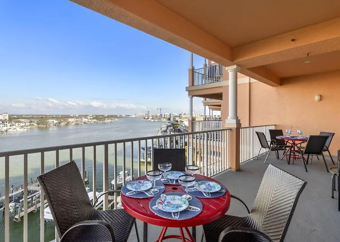 603 Harborview Grande