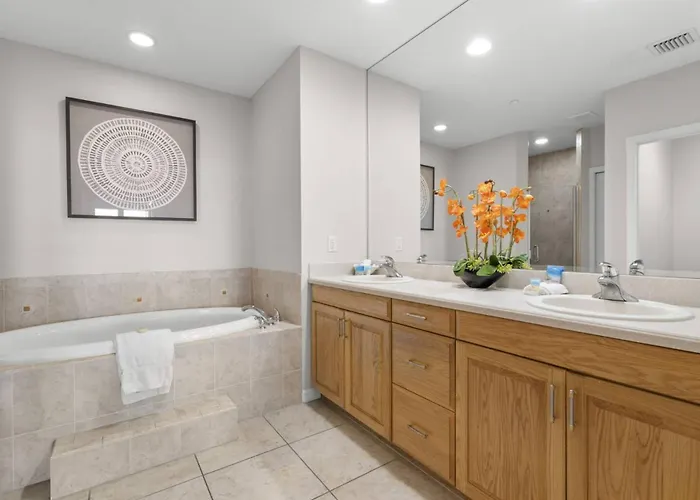 603 Harborview Grande * Clearwater Beach